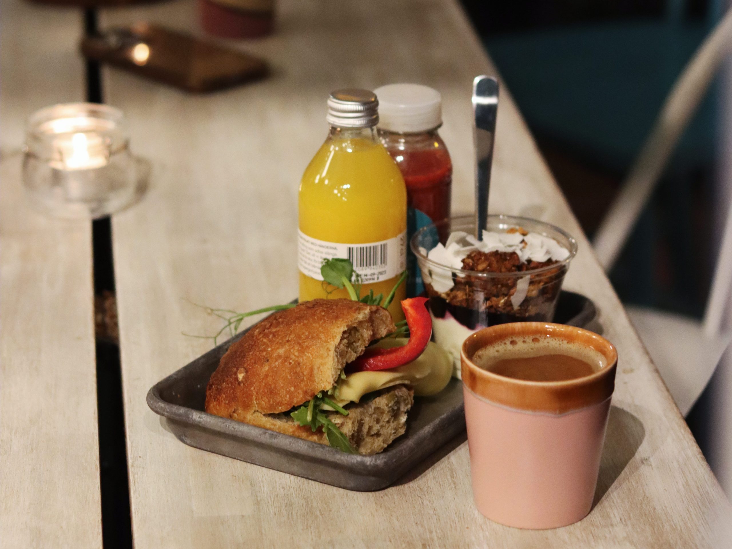 FRUKOSTKLUBBEN 07:30